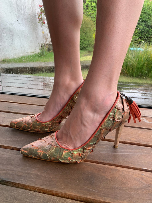 Scarpin Tradicional em Pirarucu